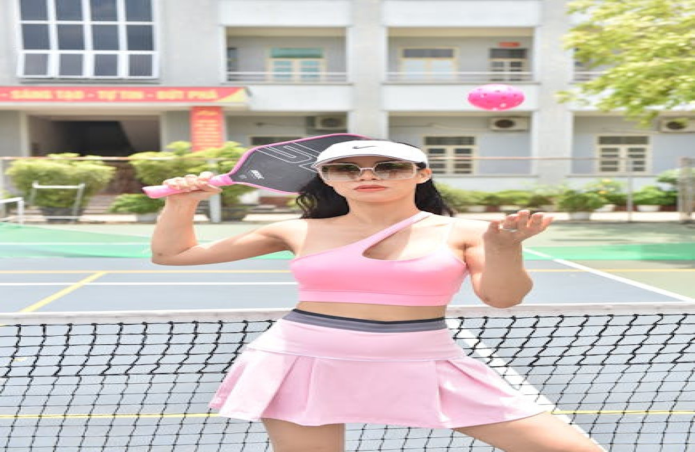 Hoe verbeter je je service op de tennisbaan?